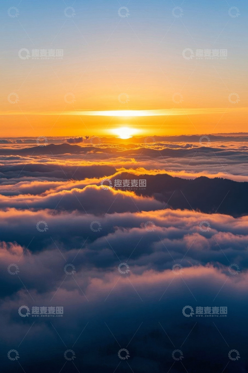 高清大图下载【趣麦麦图】云海之上的日出景观
