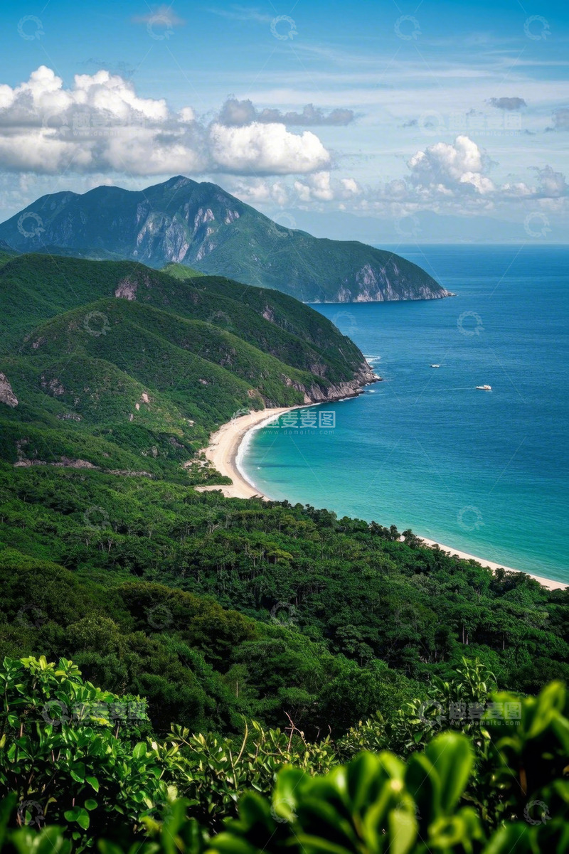 高清大图下载【趣麦麦图】山海相依的美丽海滩全景