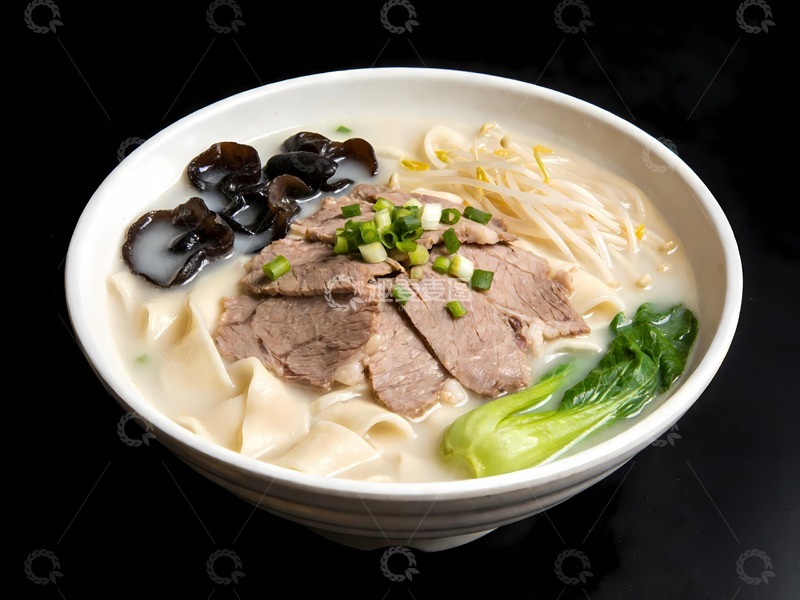 高清大图下载【趣麦麦图】一碗牛肉烩面图片