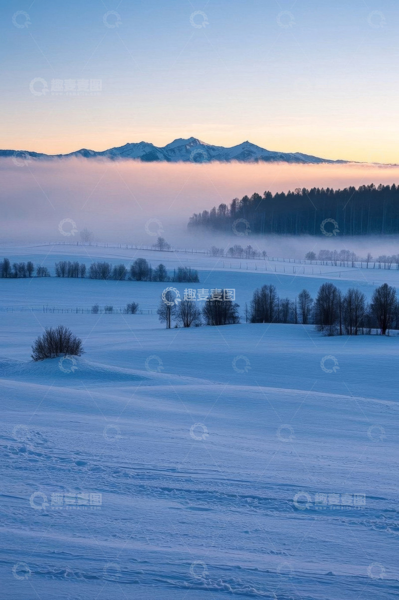 高清大图下载【趣麦麦图】冬日雪野山林与远山晨景
