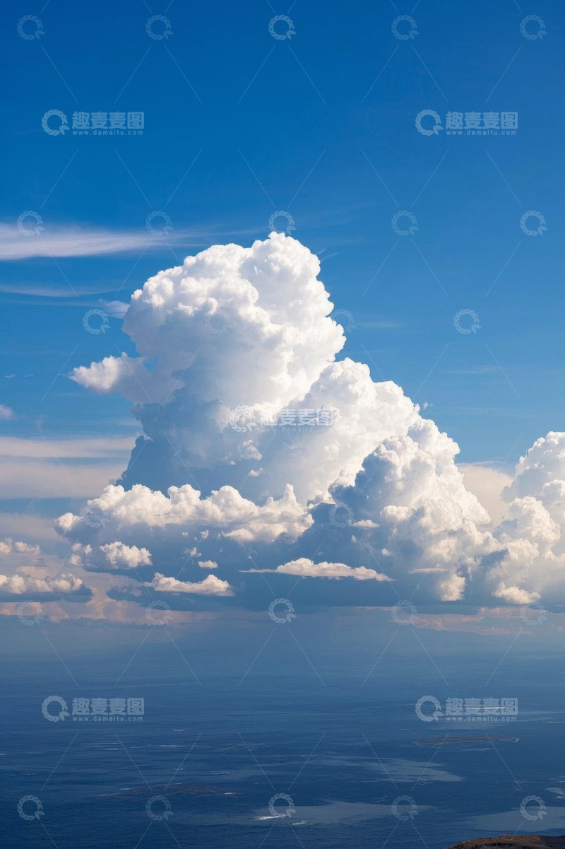 高清大图下载【趣麦麦图】蓝天之下的巨大积云景观