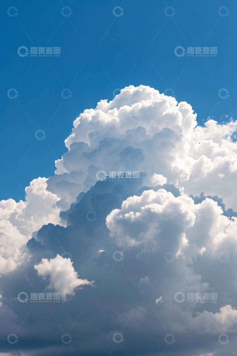 高清大图下载【趣麦麦图】蓝天中蓬松积云景象