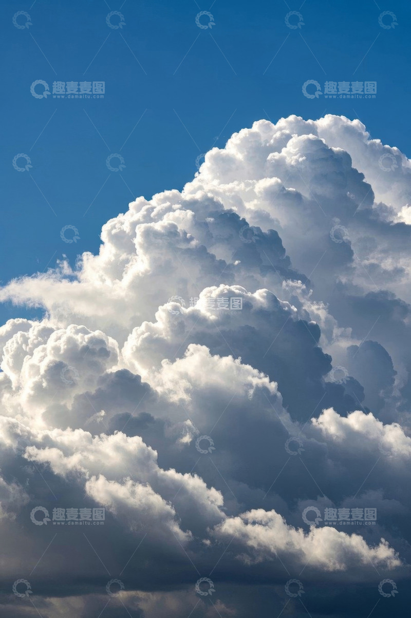 高清大图下载【趣麦麦图】蓝天中蓬松白云景象