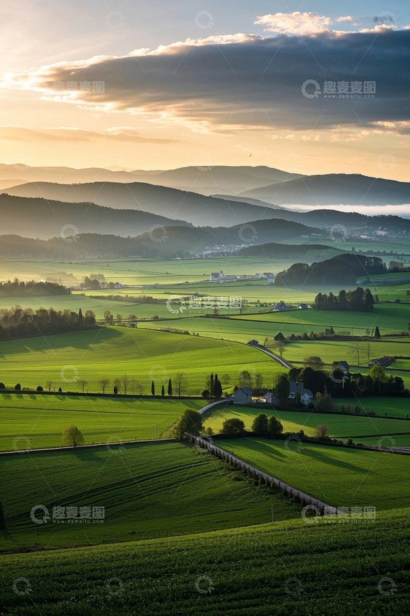 高清大图下载【趣麦麦图】田园风光绿色田野与远山