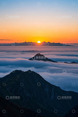 山间云海日出自然景观