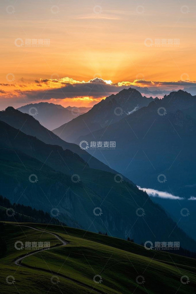 高清大图下载【趣麦麦图】山间日出自然风光景色