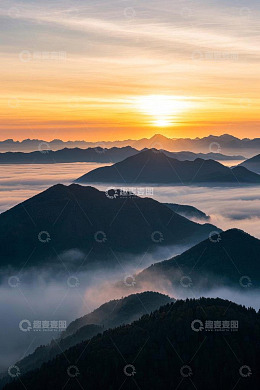 山间云海日出景观