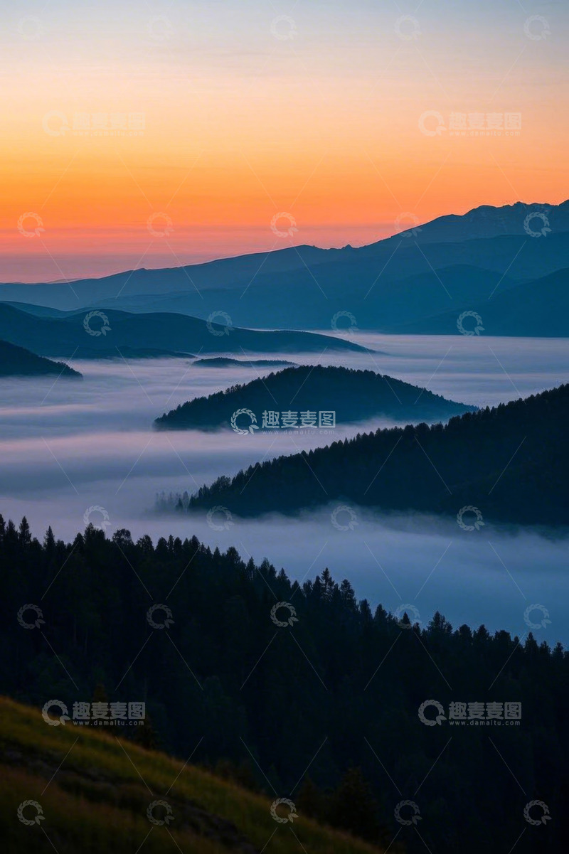 高清大图下载【趣麦麦图】山林晨雾日出自然风光