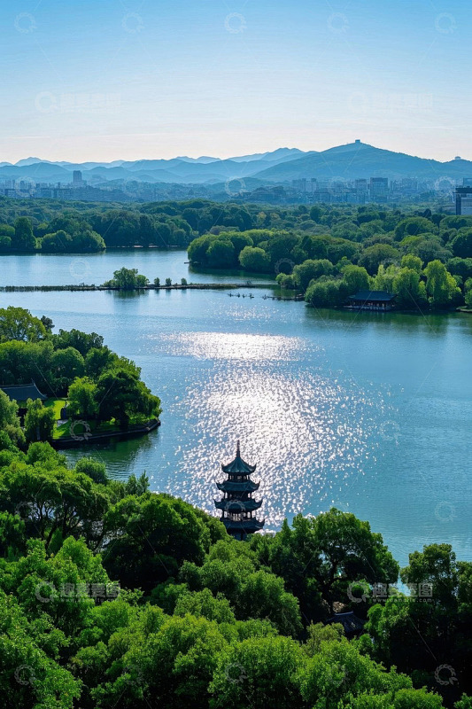 杭州西湖湖景与中式建筑风光