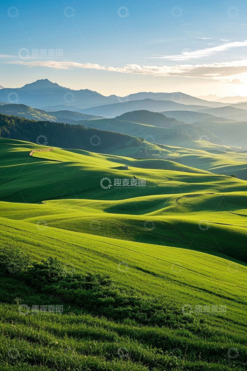 高清大图下载【趣麦麦图】绿色山丘自然风光
