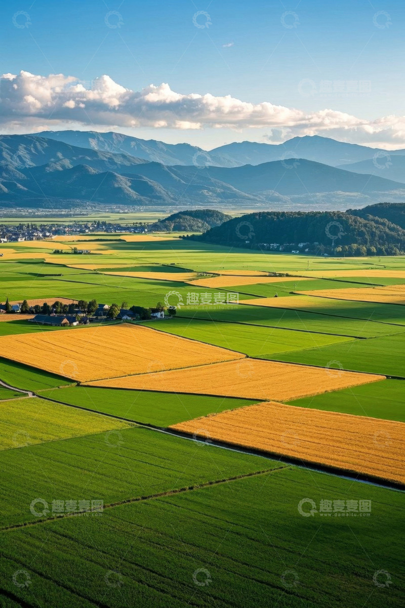 高清大图下载【趣麦麦图】田野农田与远山自然风光