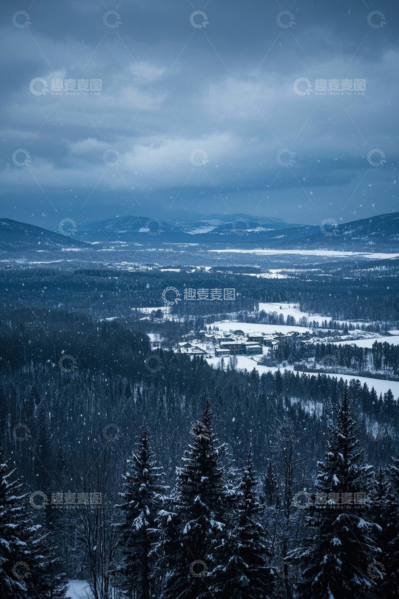 高清大图下载【趣麦麦图】雪中山林全景