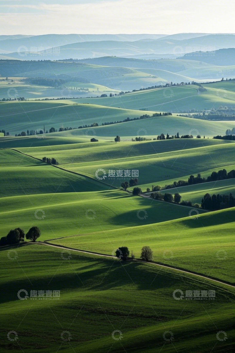 高清大图下载【趣麦麦图】广袤绿色草原田园风光