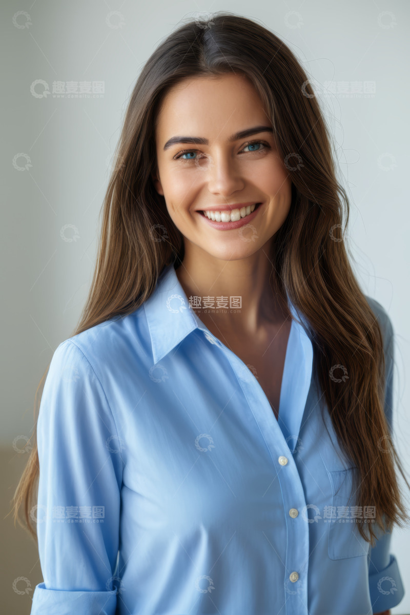 高清大图下载【趣麦麦图】微笑女子商务风肖像