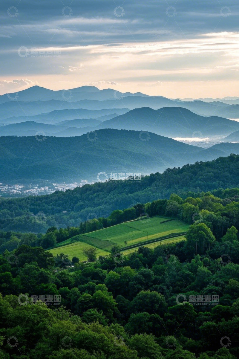 高清大图下载【趣麦麦图】山林间田园风光全景