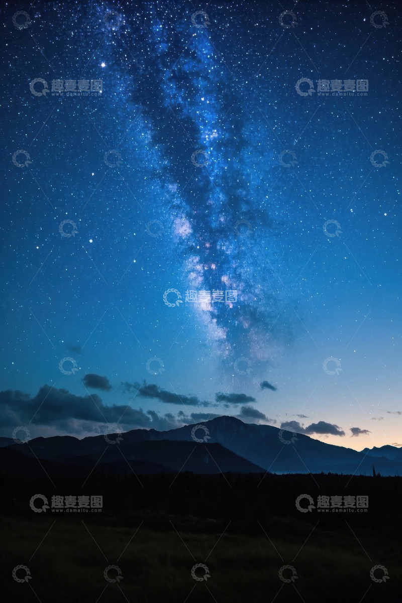 高清大图下载【趣麦麦图】夜空下山脉上的璀璨银河系