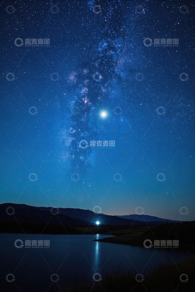 高清大图下载【趣麦麦图】星空下湖泊与远山夜景