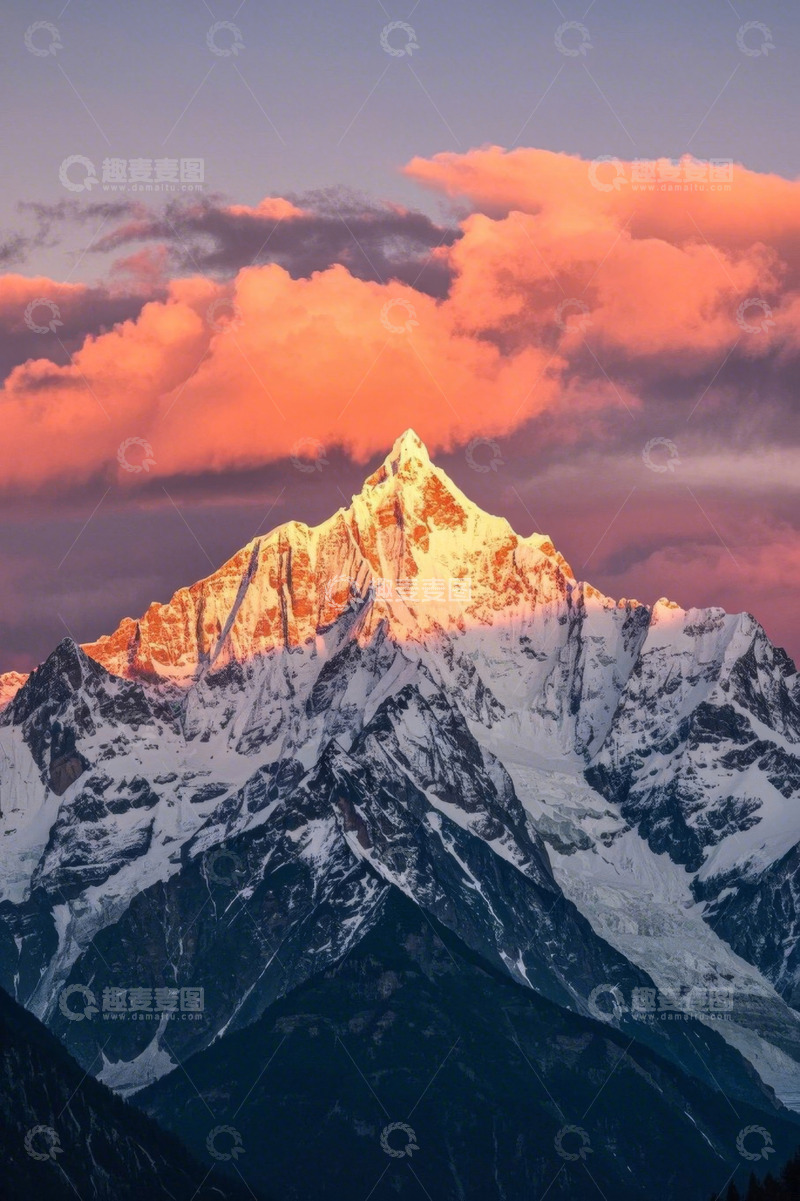 高清大图下载【趣麦麦图】雪山与绚烂晚霞风光
