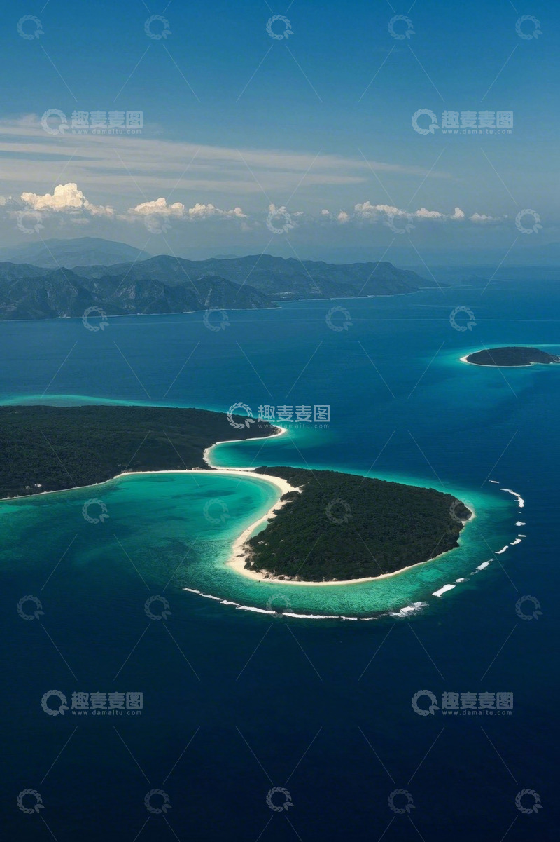 高清大图下载【趣麦麦图】航拍海洋中的岛屿风光