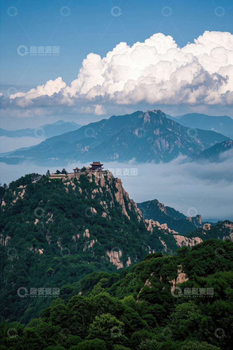 高清大图下载【趣麦麦图】山峦云海中的山顶古建筑