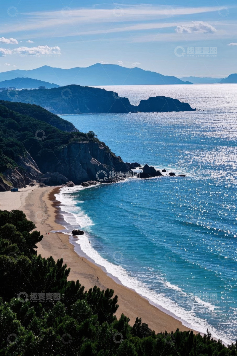 高清大图下载【趣麦麦图】海岸边的沙滩与蓝色海水景观