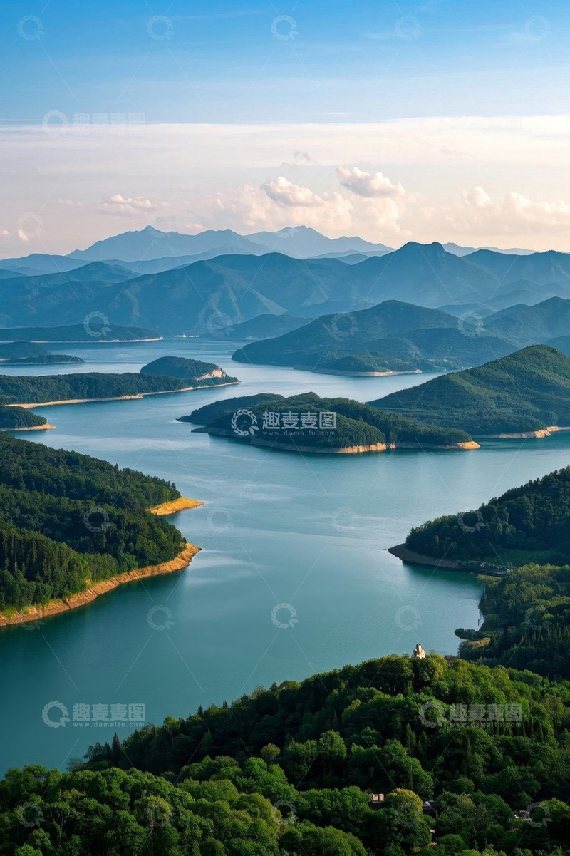 高清大图下载【趣麦麦图】山水相依的自然风景