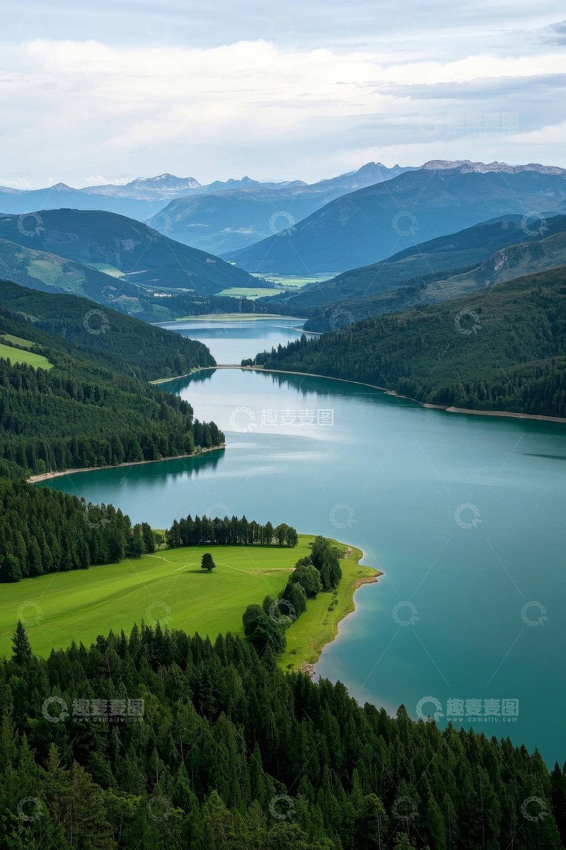 高清大图下载【趣麦麦图】高山湖泊森林自然风光