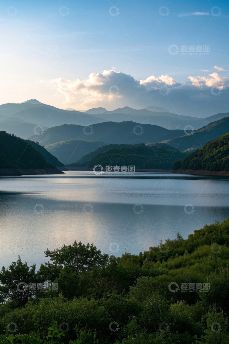 高清大图下载【趣麦麦图】山水相依的自然风景