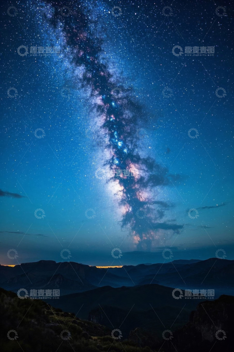 高清大图下载【趣麦麦图】山脉上空的银河系星空景象