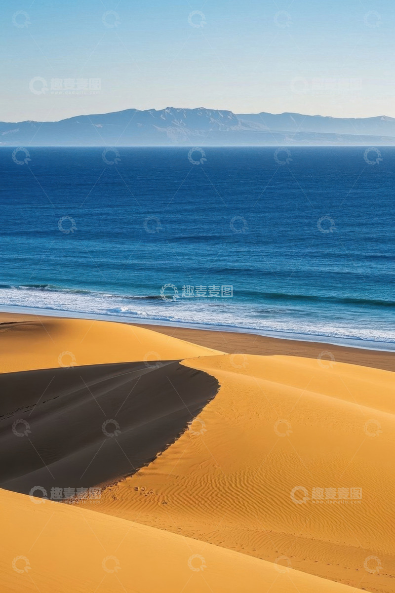 高清大图下载【趣麦麦图】沙漠与海洋相接的自然风光