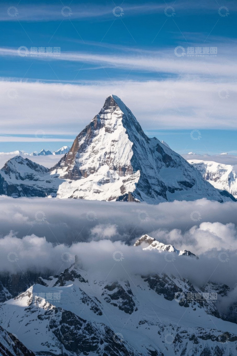 高清大图下载【趣麦麦图】瑞士阿尔卑斯山雪峰云海景观