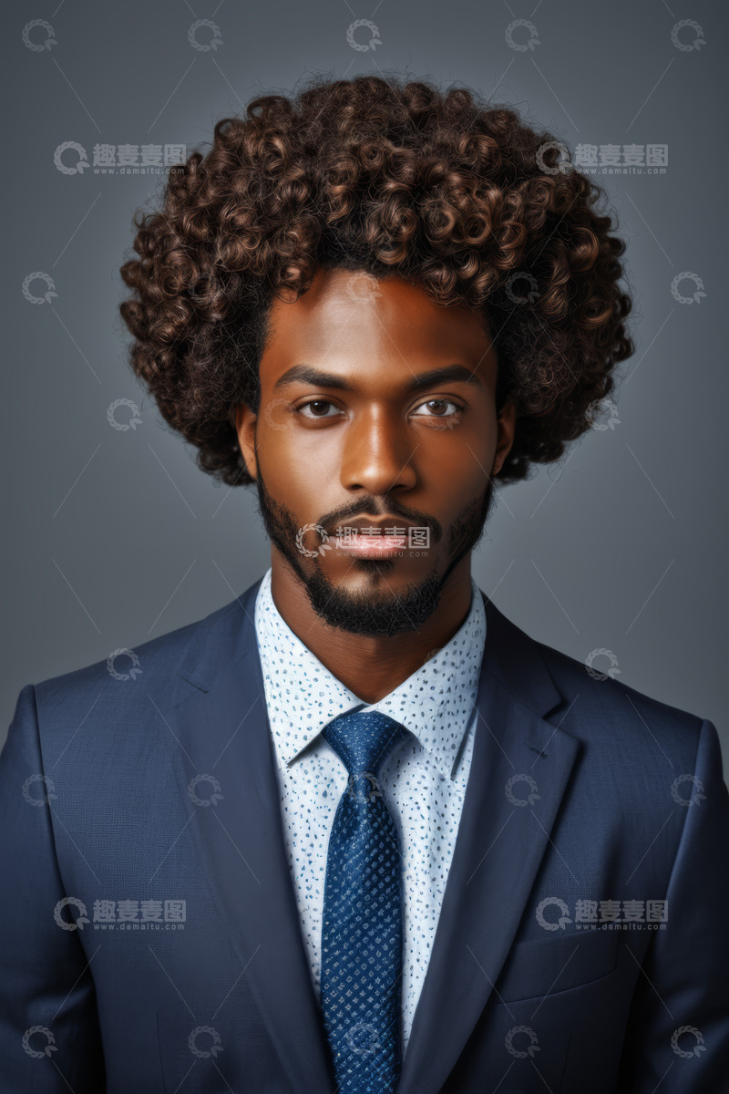 高清大图下载【趣麦麦图】穿着西装的非洲裔男性肖像