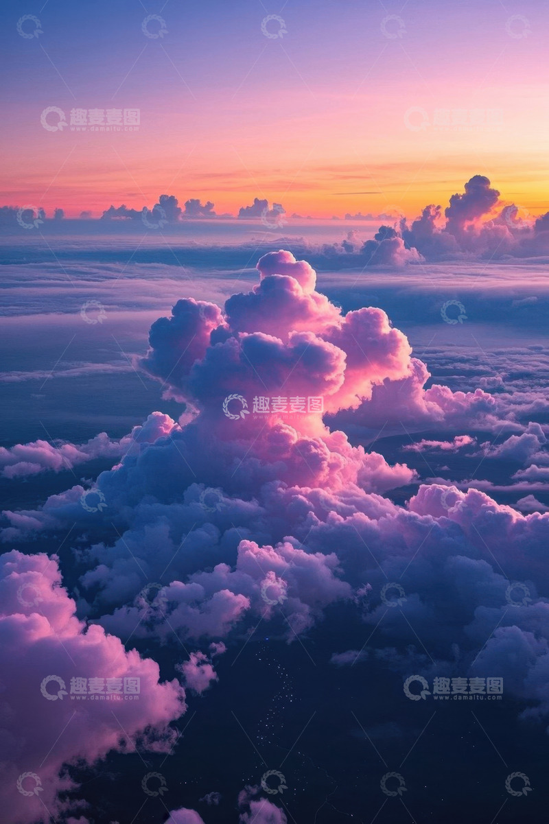 高清大图下载【趣麦麦图】高空俯瞰绚丽晚霞与云海