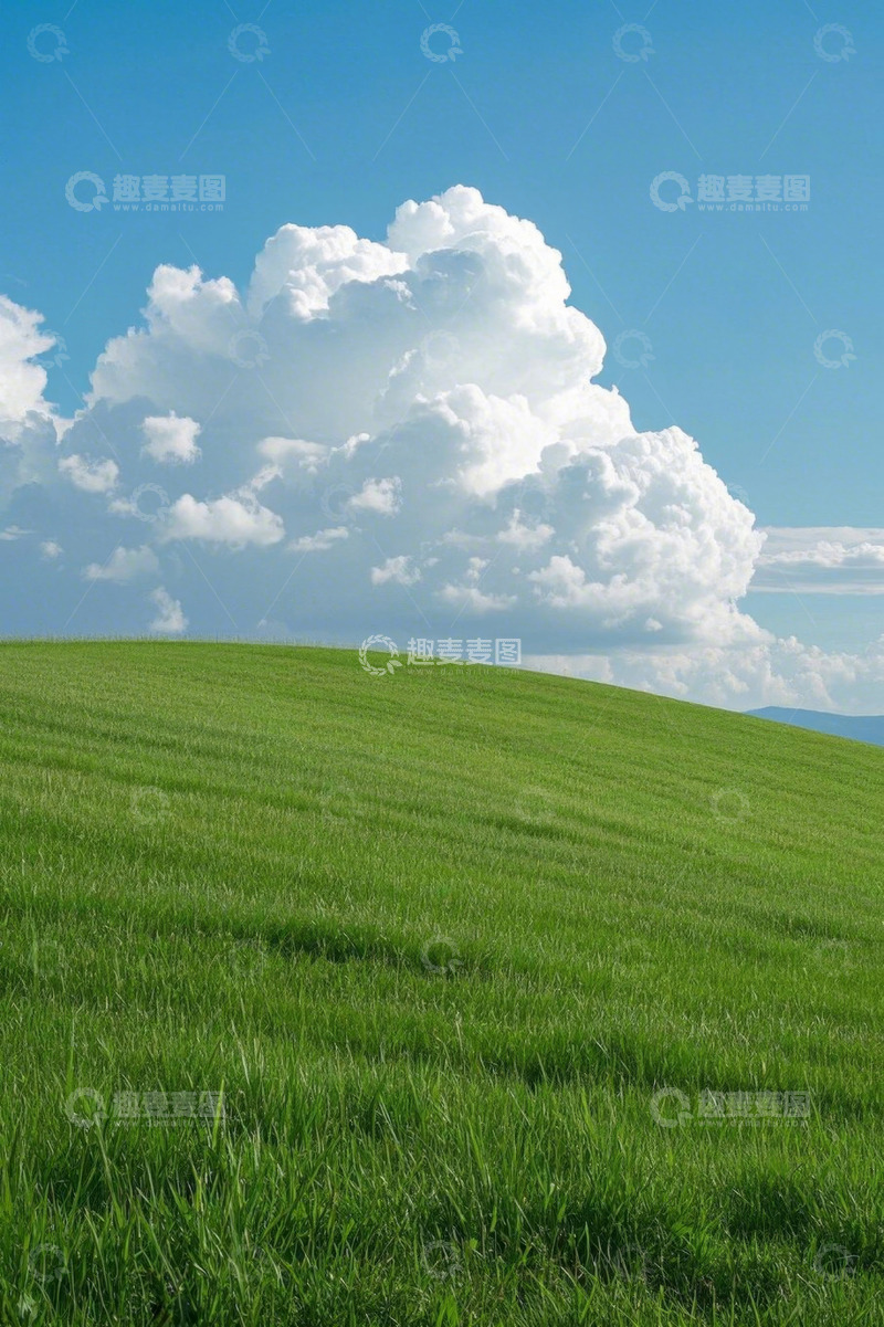 高清大图下载【趣麦麦图】户外绿色草原与蓝天白云景观
