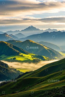 山间晨景自然风光