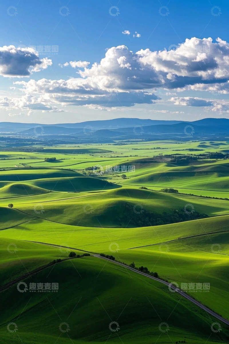 高清大图下载【趣麦麦图】绿色田野风光全景