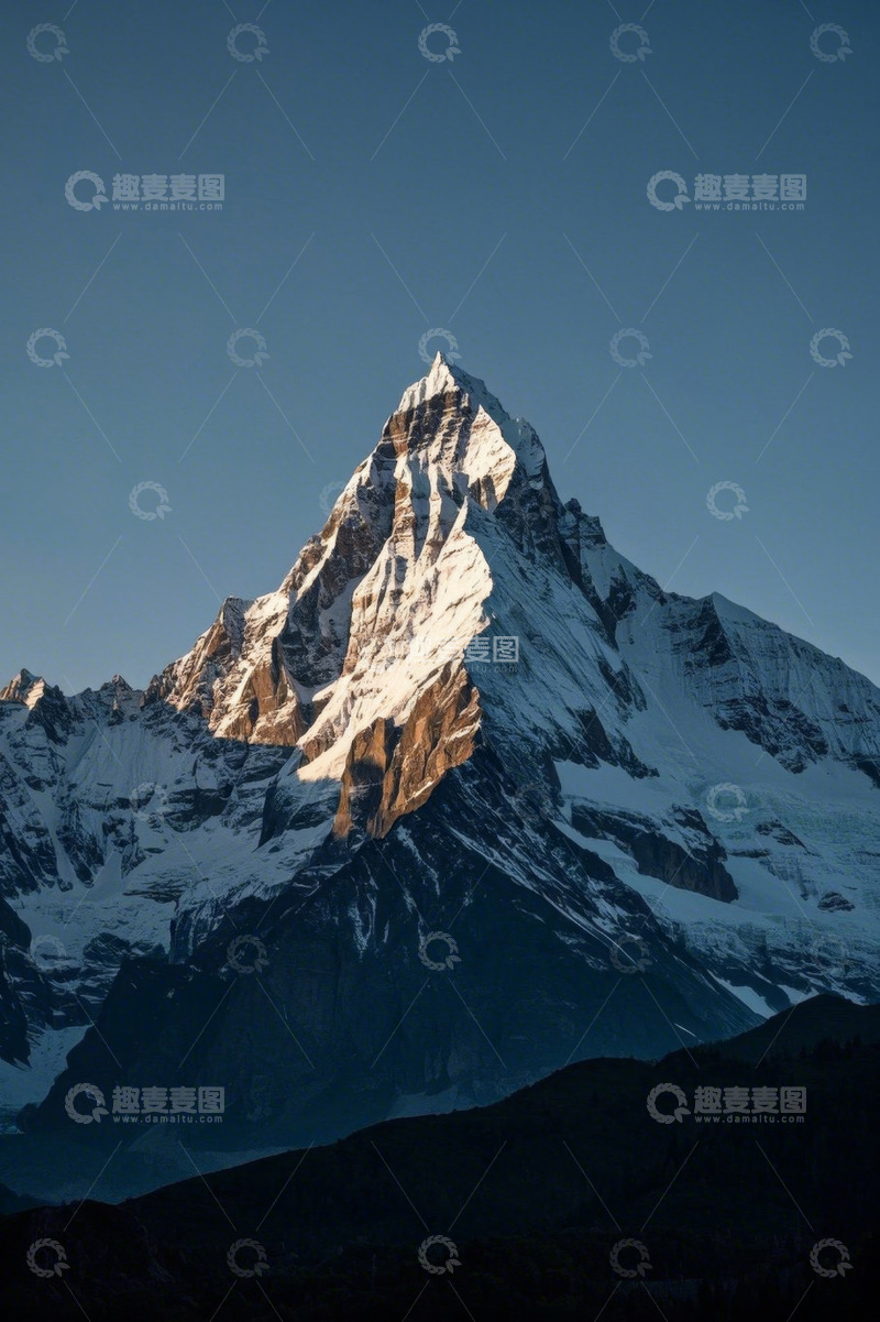 高清大图下载【趣麦麦图】雪山壮丽全景