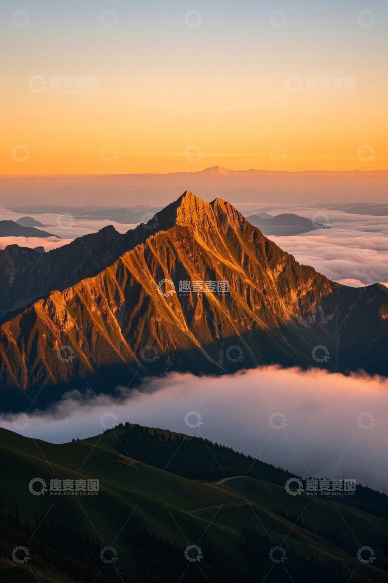 高清大图下载【趣麦麦图】高山云海日出自然景观