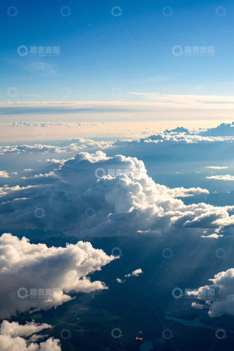 高清大图下载【趣麦麦图】高空俯瞰蓝天白云景象