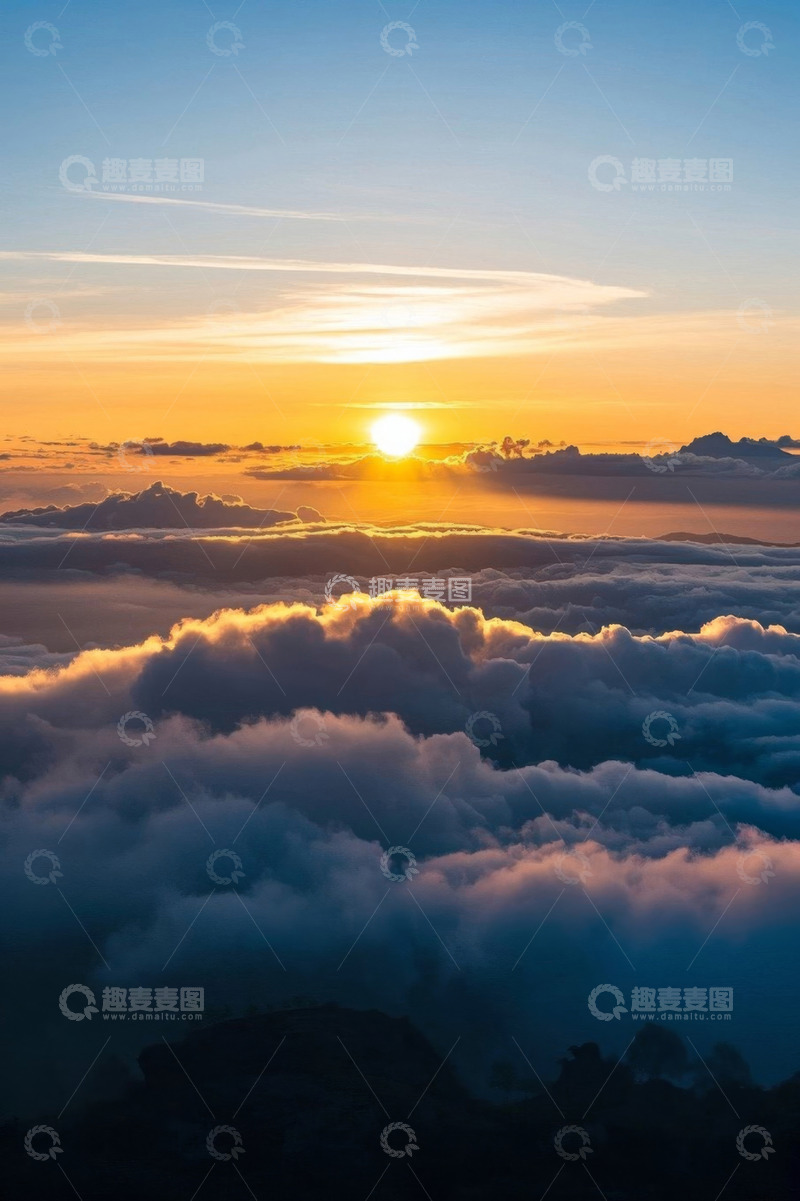 高清大图下载【趣麦麦图】云海之上的日出景象