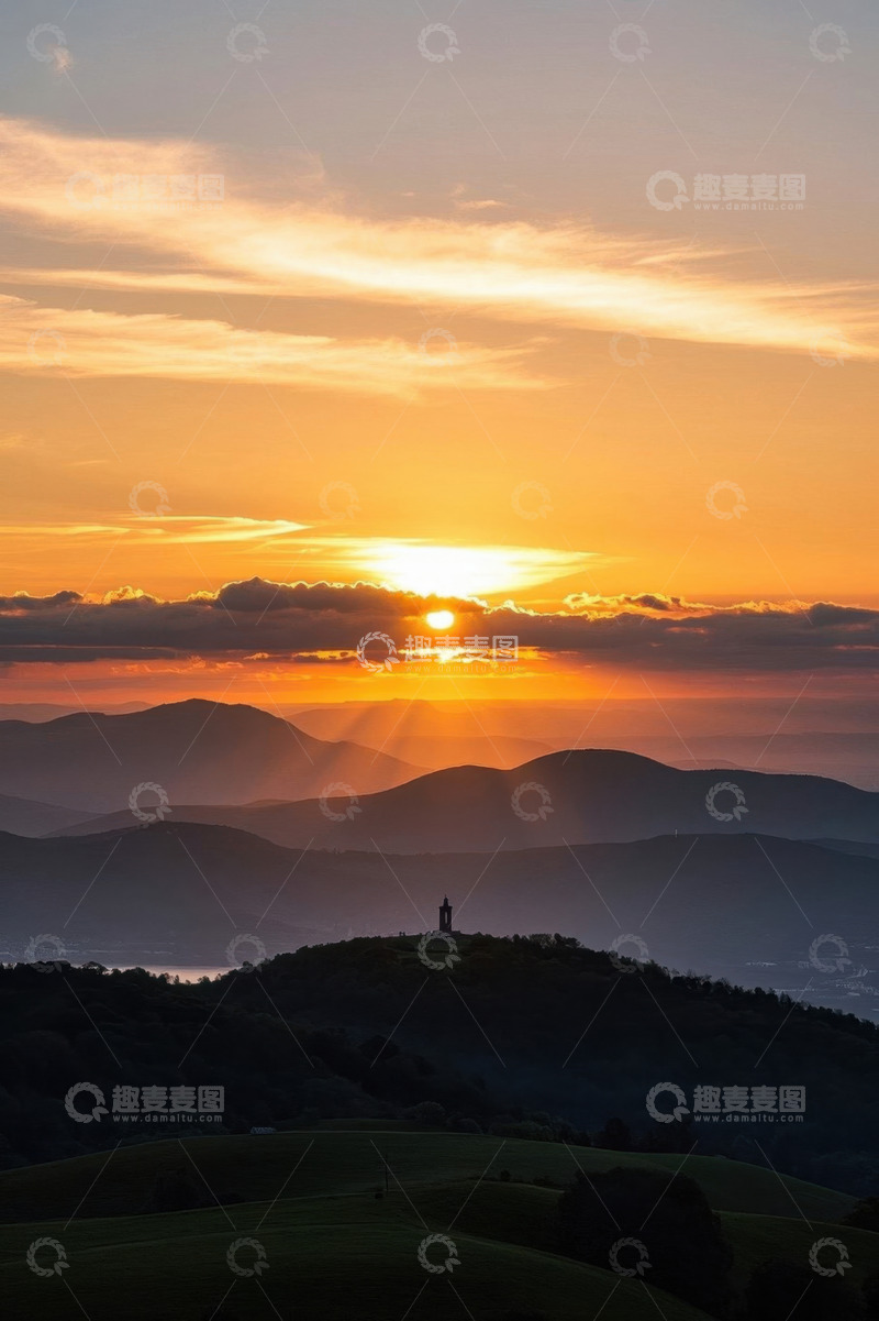 高清大图下载【趣麦麦图】山间日落全景