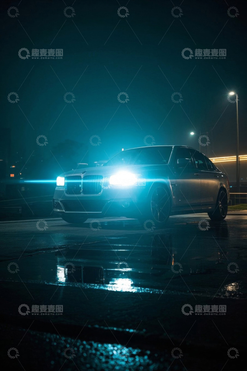 高清大图下载【趣麦麦图】夜晚亮灯的现代轿车