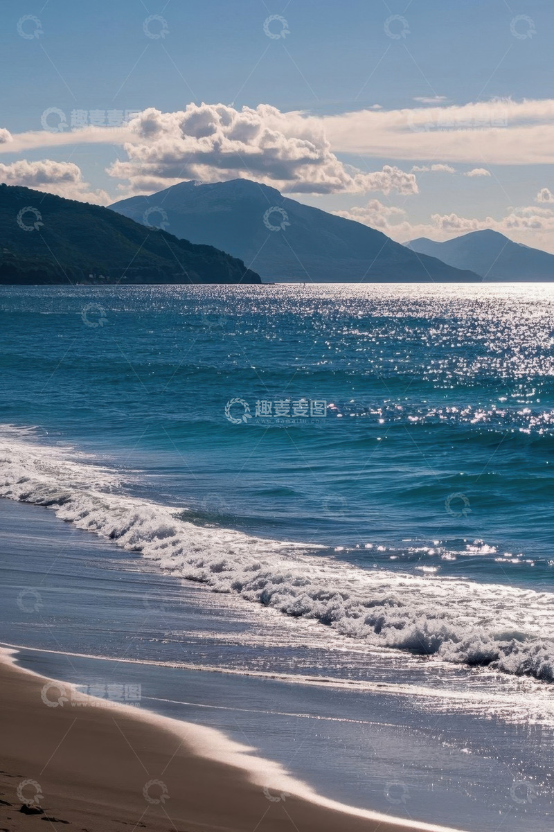 高清大图下载【趣麦麦图】海滩海浪与远山风景