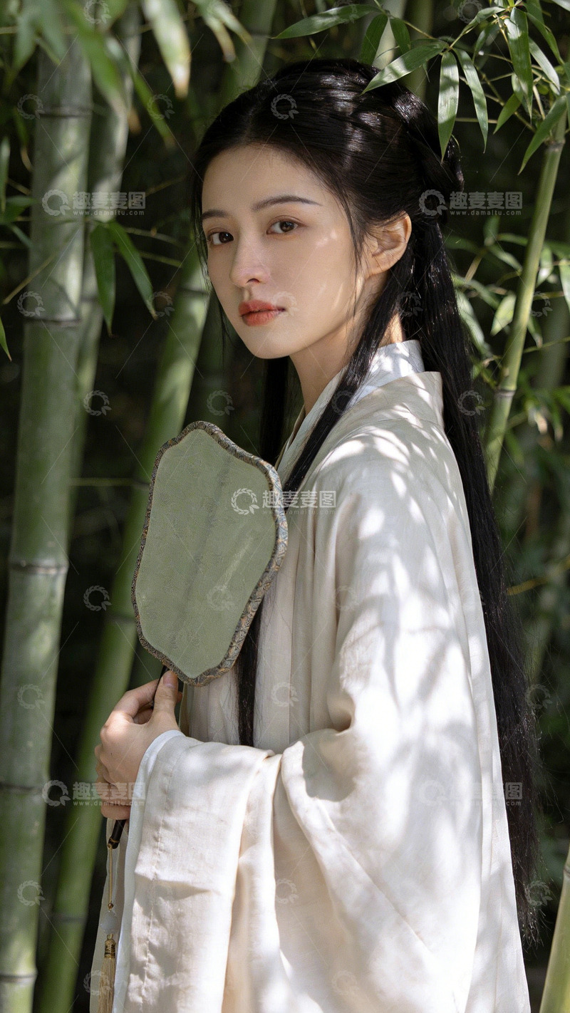 高清大图下载【趣麦麦图】古风汉服美女竹林写真