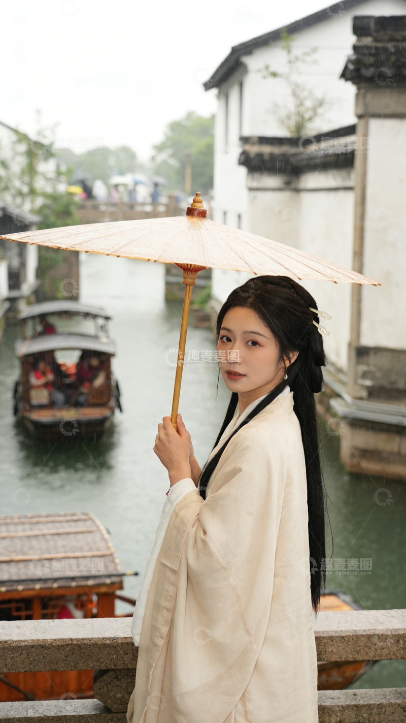 高清大图下载【趣麦麦图】古镇汉服女子油纸伞写真