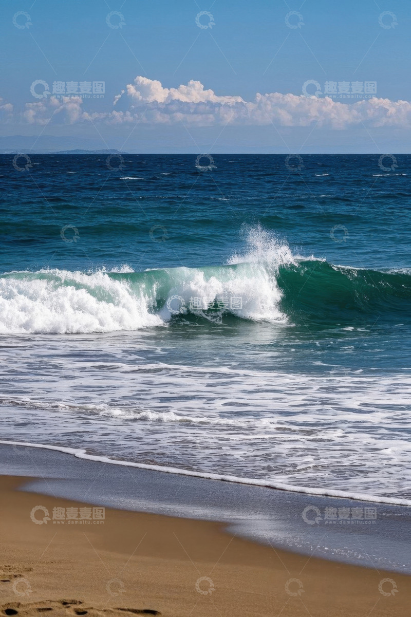 高清大图下载【趣麦麦图】海滩海浪与蓝天白云景象