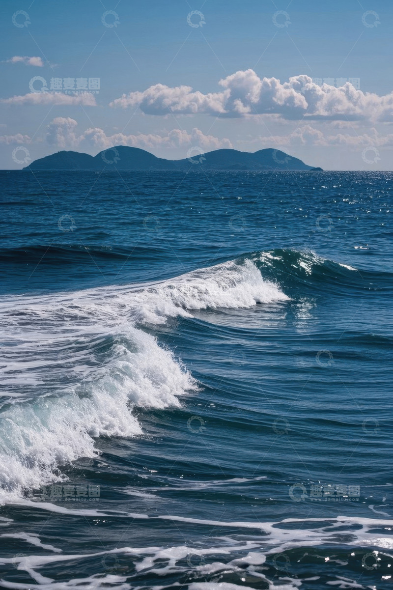 高清大图下载【趣麦麦图】蓝色海洋海浪与远处岛屿景观