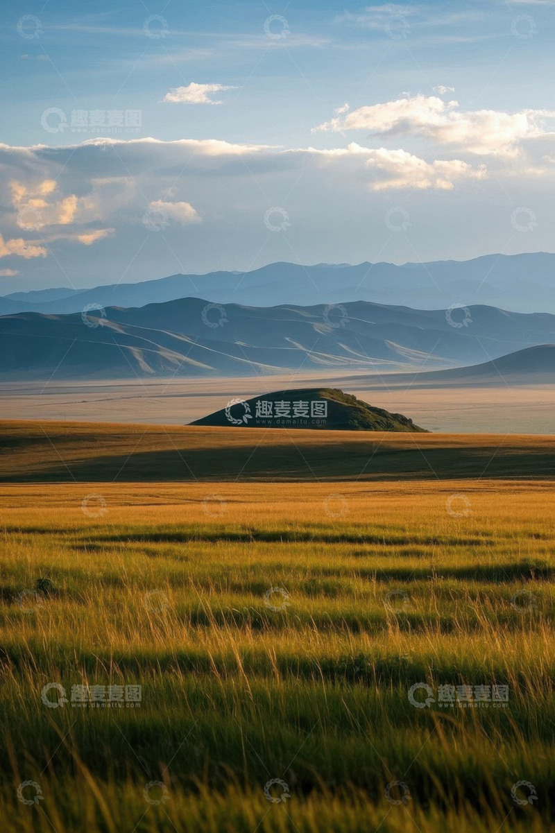 高清大图下载【趣麦麦图】草原山脉与天空风景