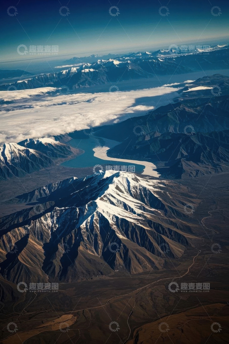 高清大图下载【趣麦麦图】高空俯瞰雪山湖泊风光