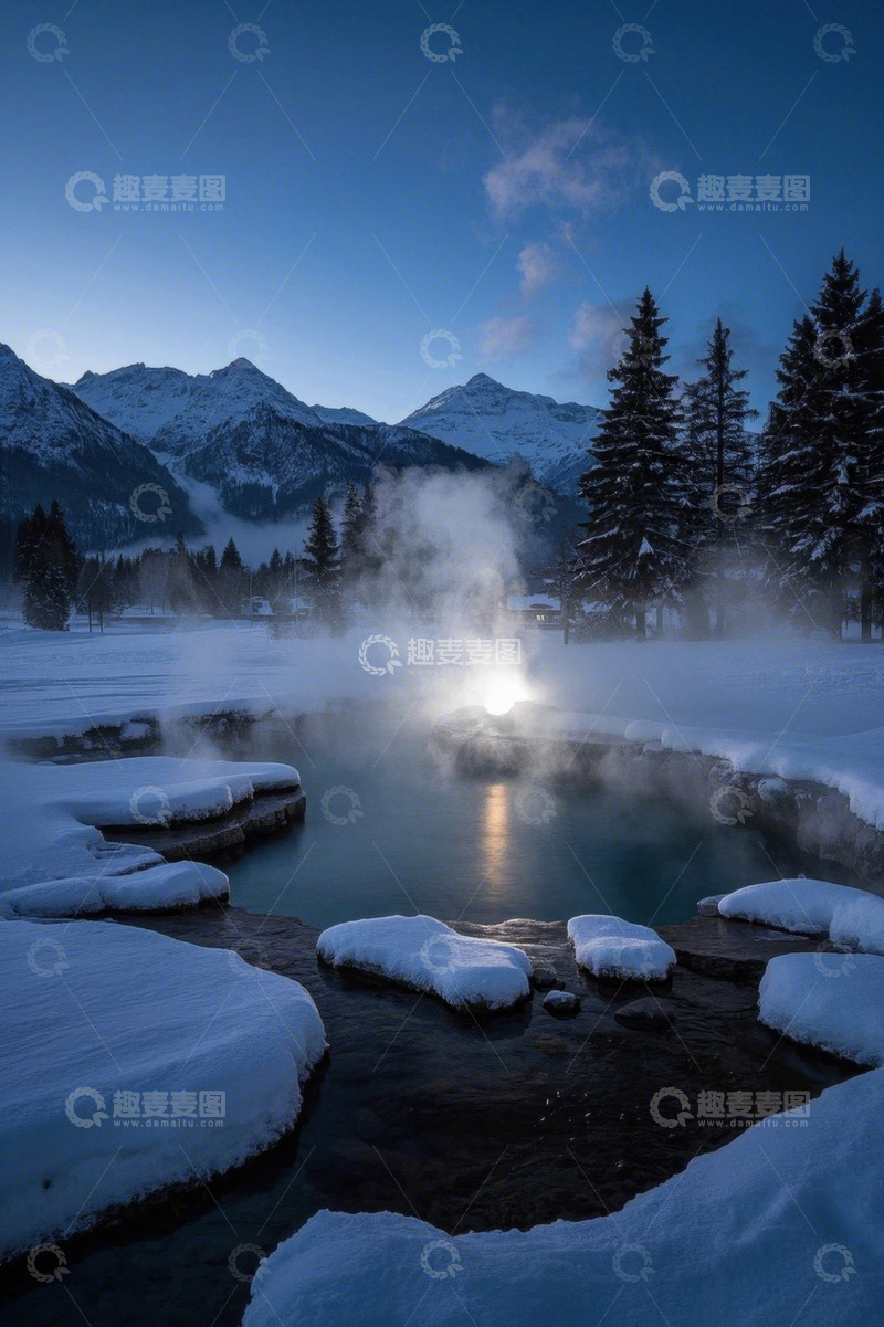 高清大图下载【趣麦麦图】雪山下雪地中的温泉景观